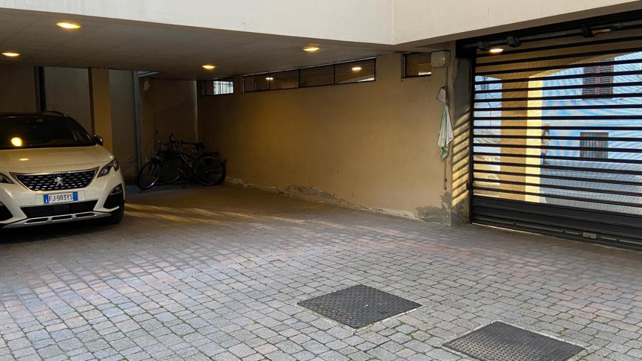 Indipendent Studio Apartment With Terrace - Parking Florenţa Exterior foto